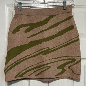 Le Lis Tan and Green Marble Sweater Mini Skirt - Size Medium - New with Tags